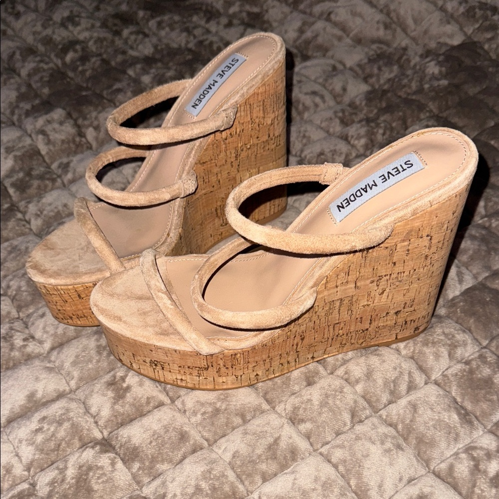 Steve Madden Beige Cork Wedges